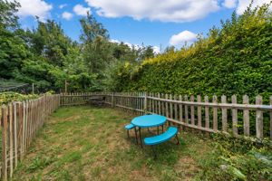 Photo 9- click for photo gallery